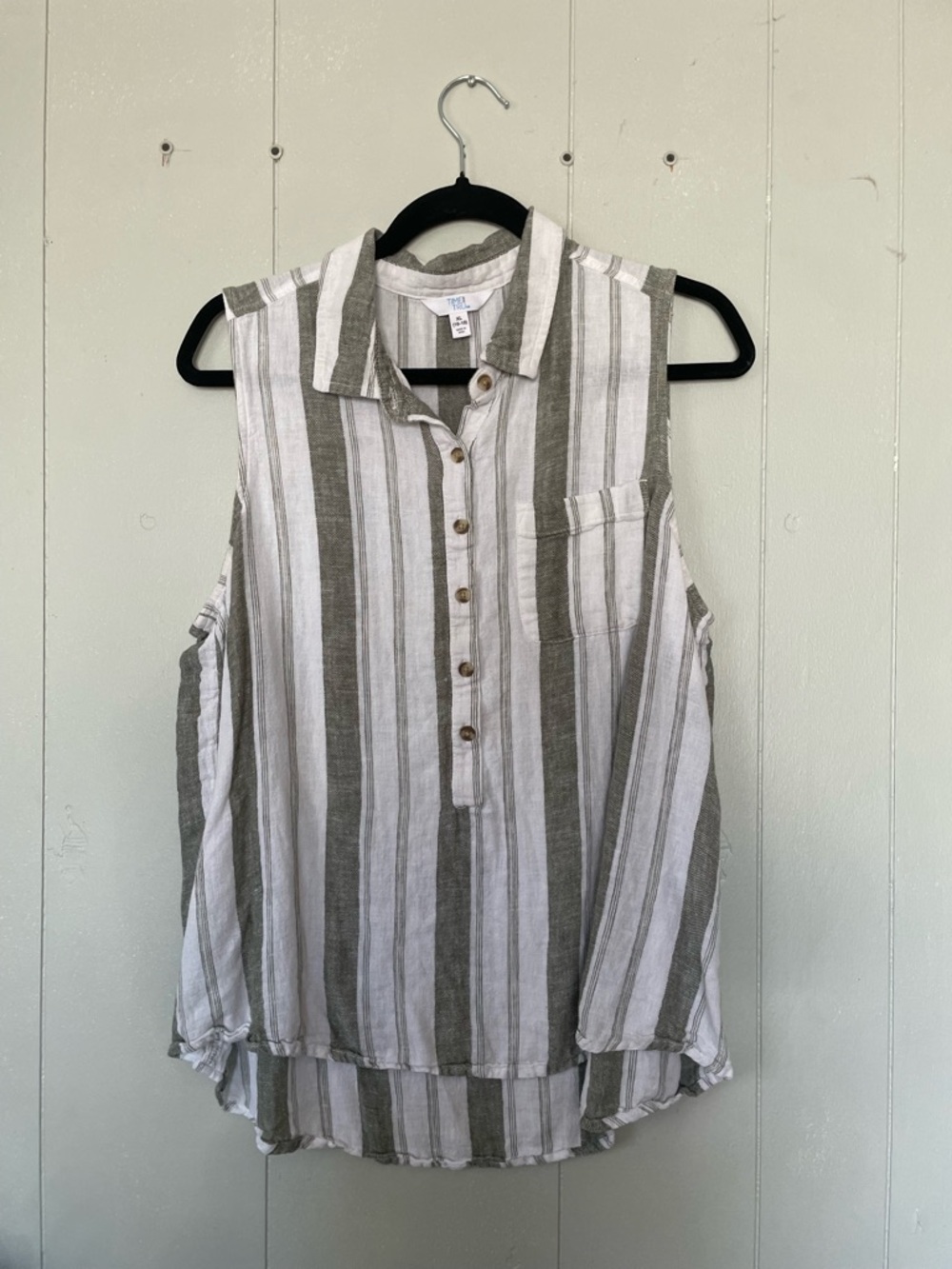 Woman’s Blouse XL